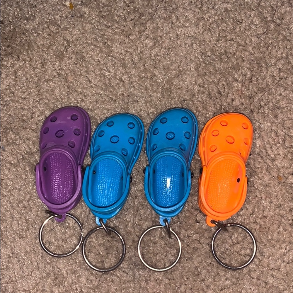Mini crocs keychain
